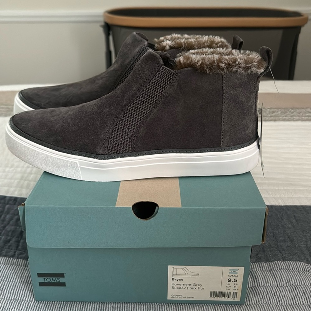 Toms shoe